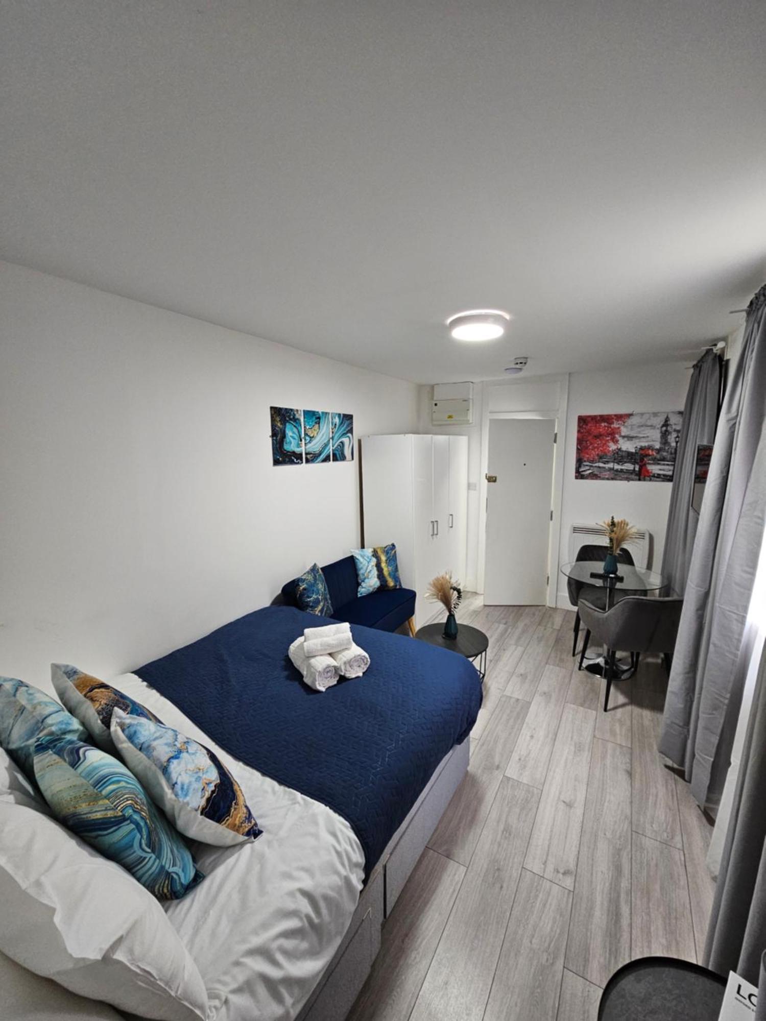 Apartament Cozy Ground-floor Studio, Excellent Access